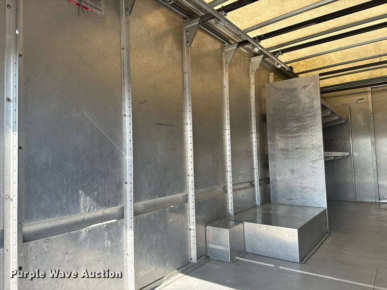 image for item EG5994 2010 Ford E450 delivery truck