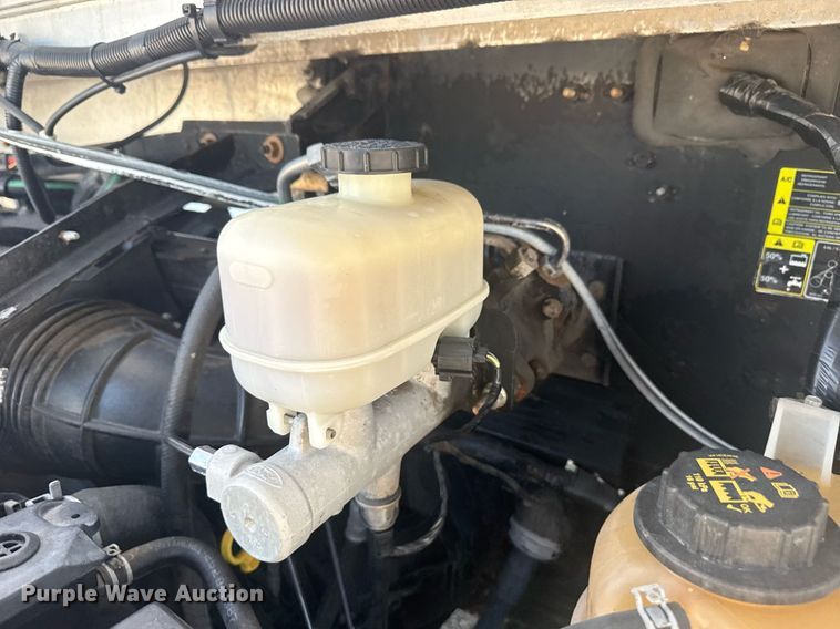 image for item EG5994 2010 Ford E450 delivery truck