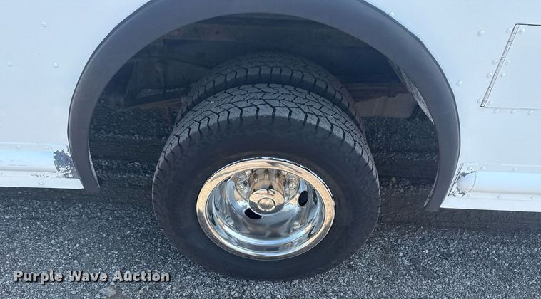 image for item EG5994 2010 Ford E450 delivery truck