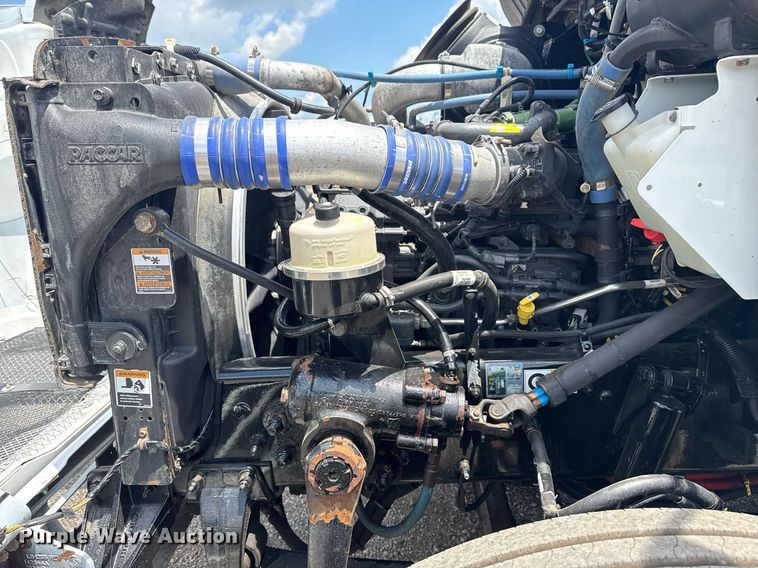 image for item EG5997 2019 Kenworth T370 box truck