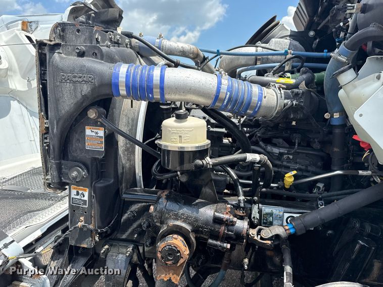 image for item EG5997 2019 Kenworth T370 box truck