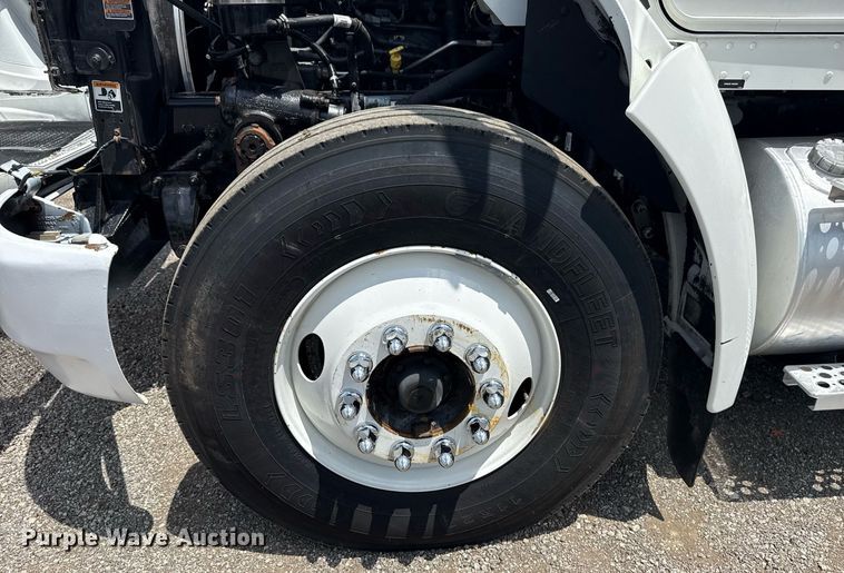 image for item EG5997 2019 Kenworth T370 box truck