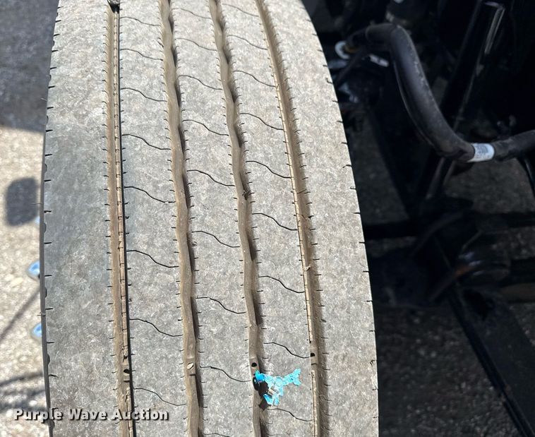 image for item EG5997 2019 Kenworth T370 box truck