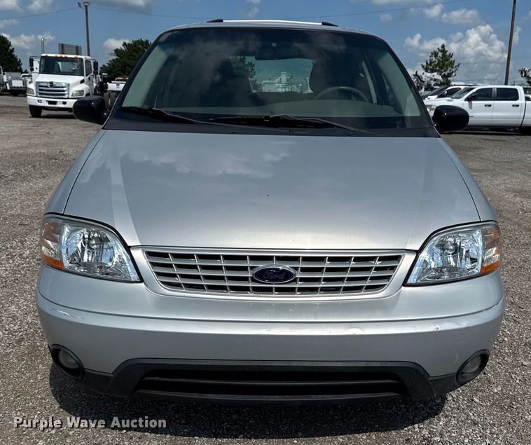 image for item EG6006 2001 Ford Windstar handicap accessible van