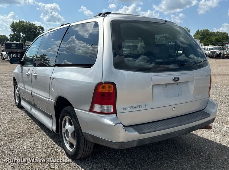image for item EG6006 2001 Ford Windstar handicap accessible van