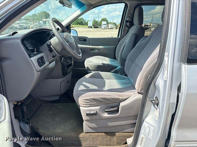 image for item EG6006 2001 Ford Windstar handicap accessible van