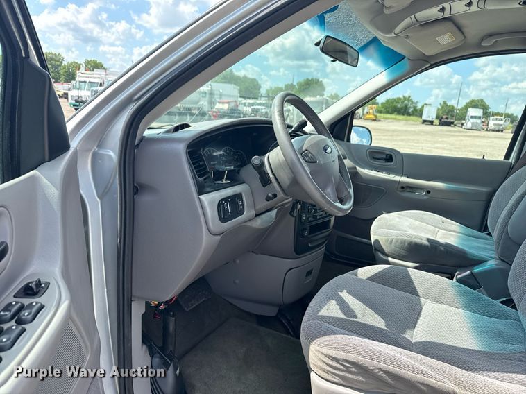 image for item EG6006 2001 Ford Windstar handicap accessible van