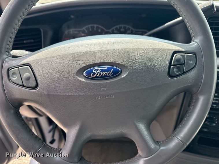 image for item EG6006 2001 Ford Windstar handicap accessible van