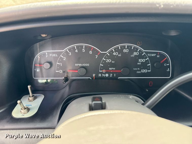 image for item EG6006 2001 Ford Windstar handicap accessible van