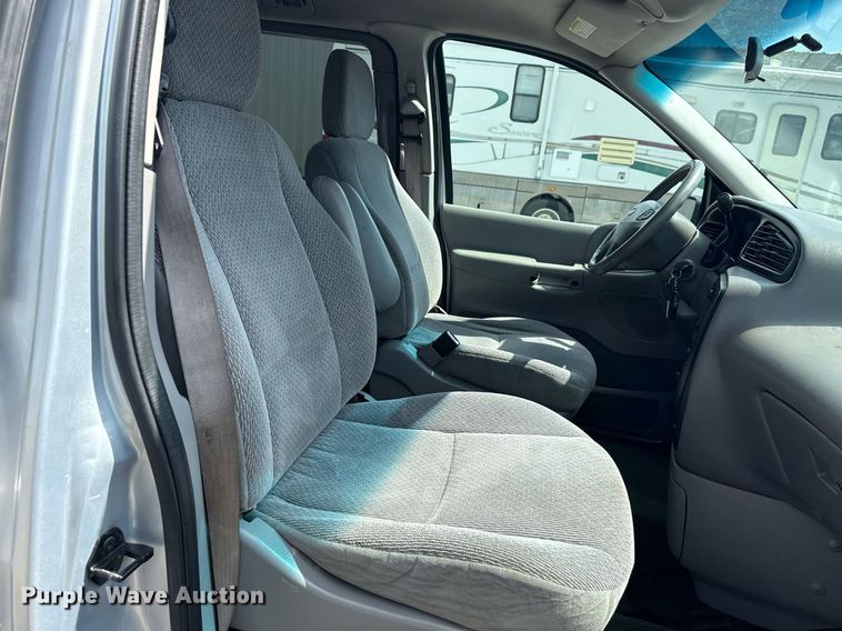 image for item EG6006 2001 Ford Windstar handicap accessible van