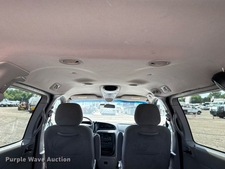 image for item EG6006 2001 Ford Windstar handicap accessible van