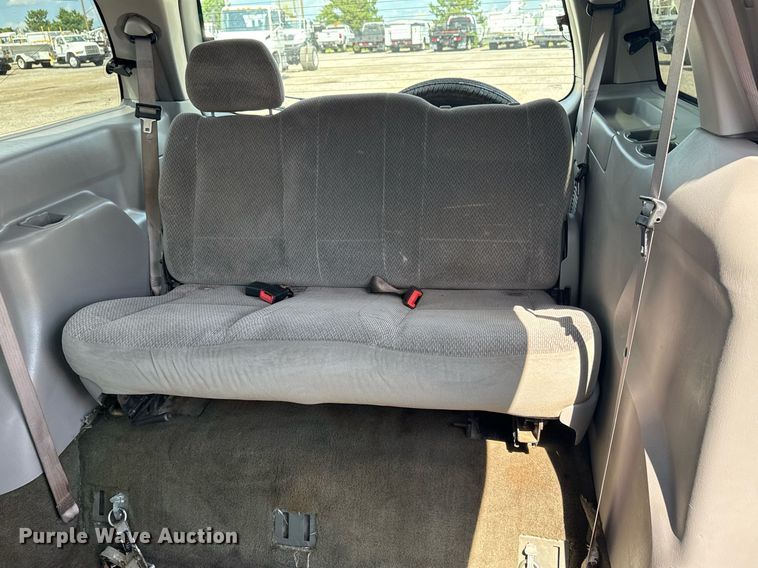 image for item EG6006 2001 Ford Windstar handicap accessible van