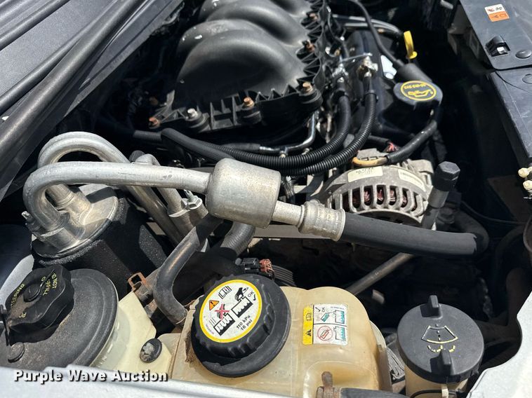 image for item EG6006 2001 Ford Windstar handicap accessible van