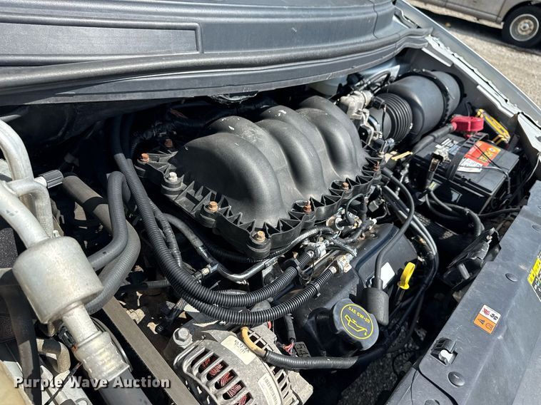 image for item EG6006 2001 Ford Windstar handicap accessible van