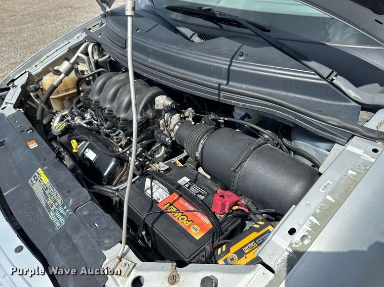 image for item EG6006 2001 Ford Windstar handicap accessible van