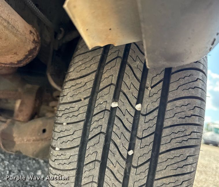 image for item EG6006 2001 Ford Windstar handicap accessible van