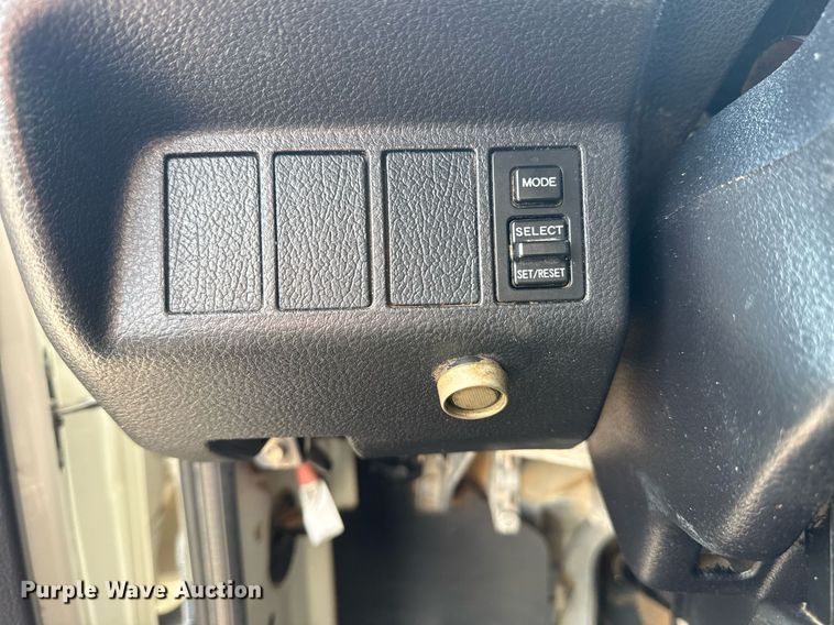 image for item EG6007 2015 Hino 338 truck cab and chassis