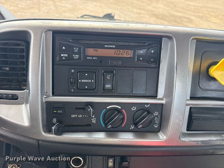 image for item EG6007 2015 Hino 338 truck cab and chassis