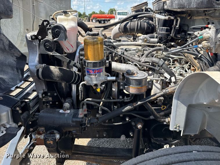 image for item EG6007 2015 Hino 338 truck cab and chassis