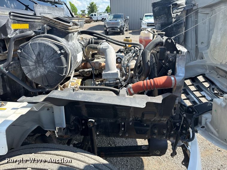 image for item EG6007 2015 Hino 338 truck cab and chassis