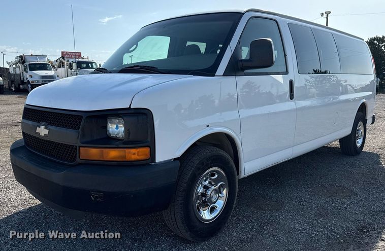 image for item EG6008 2009 Chevrolet Express 3500 van