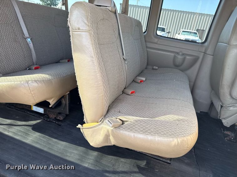 image for item EG6008 2009 Chevrolet Express 3500 van