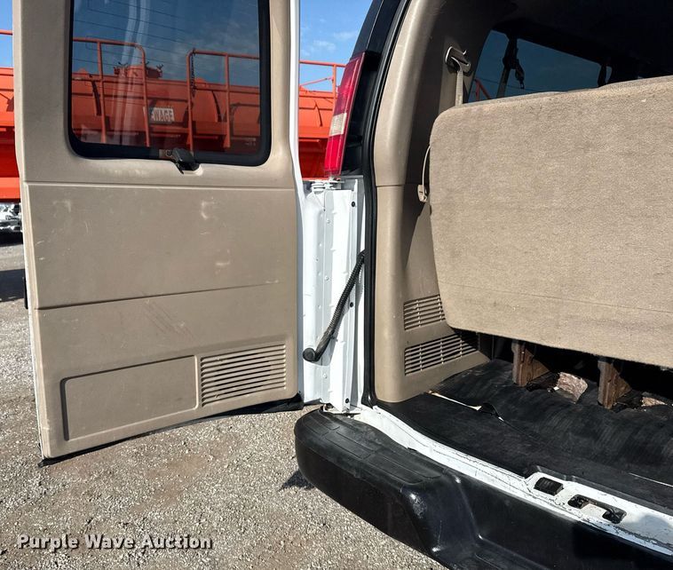image for item EG6008 2009 Chevrolet Express 3500 van