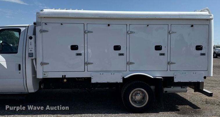 image for item EG6012 2018 Ford E450 Super Duty  refrigerated truck