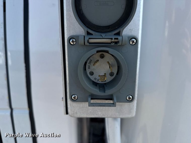 image for item EG6012 2018 Ford E450 Super Duty  refrigerated truck