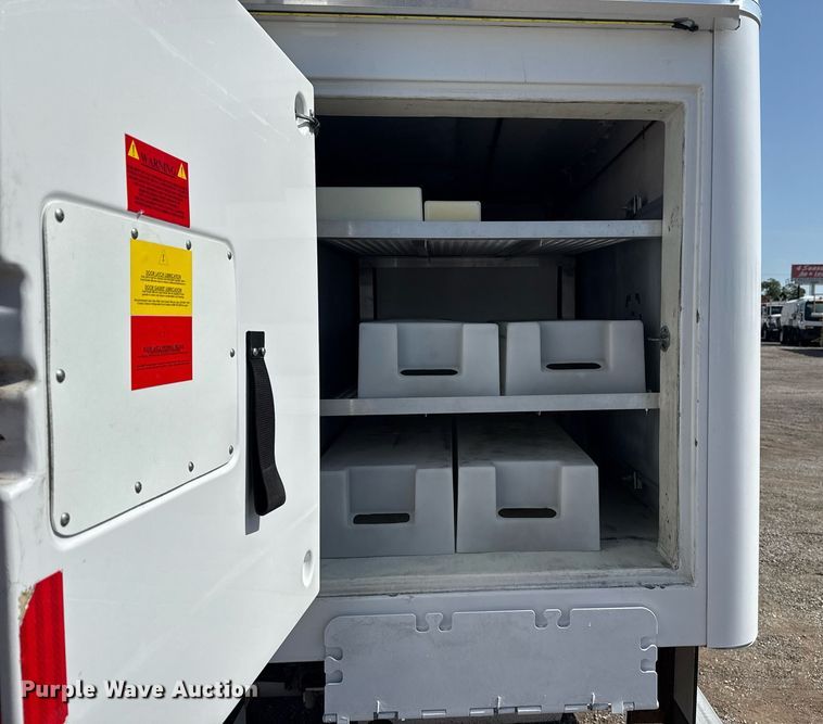 image for item EG6012 2018 Ford E450 Super Duty  refrigerated truck
