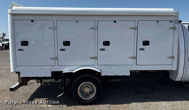 image for item EG6012 2018 Ford E450 Super Duty  refrigerated truck