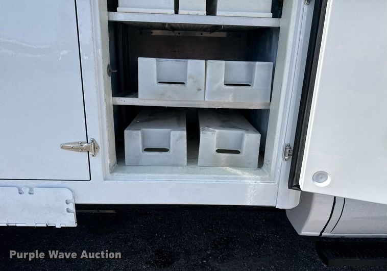 image for item EG6012 2018 Ford E450 Super Duty  refrigerated truck