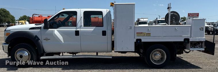 image for item EG6013 2013 Ford F550 Crew Cab flatbed truck