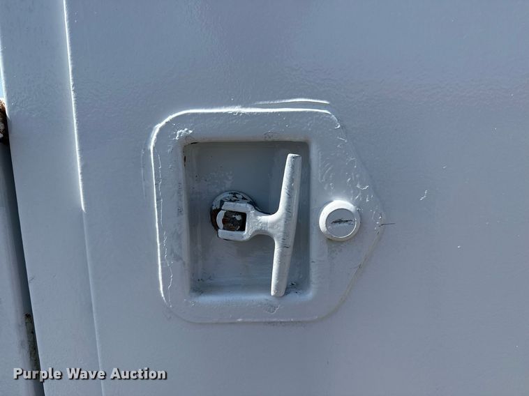 image for item EG6013 2013 Ford F550 Crew Cab flatbed truck