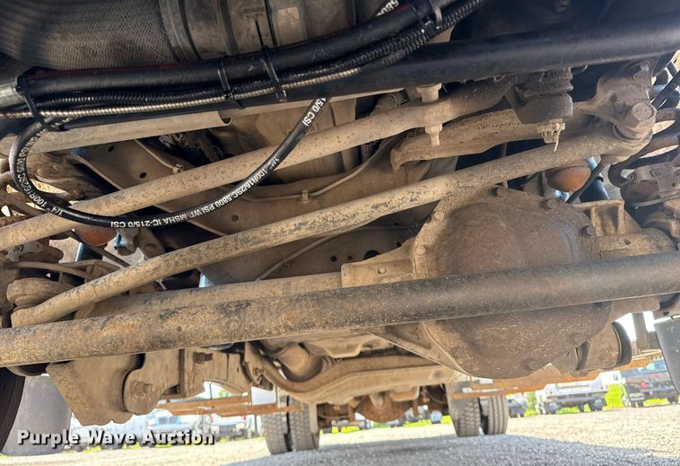 image for item EG6013 2013 Ford F550 Crew Cab flatbed truck