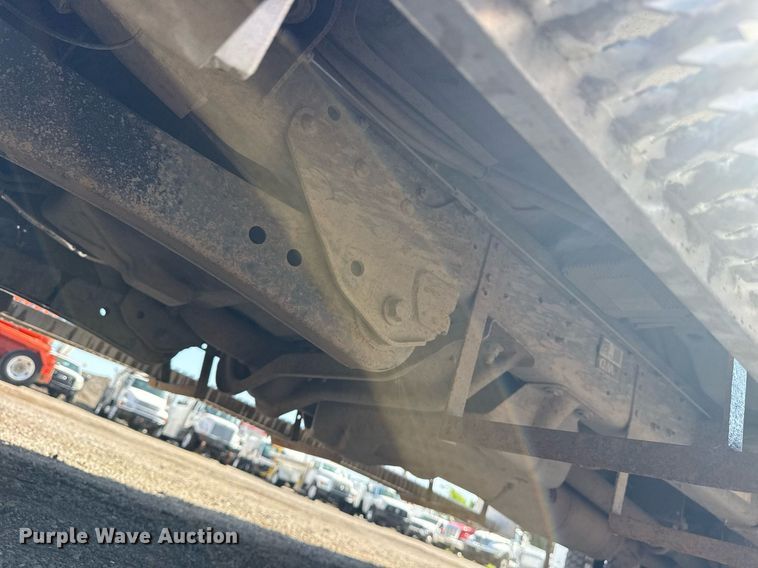 image for item EG6013 2013 Ford F550 Crew Cab flatbed truck