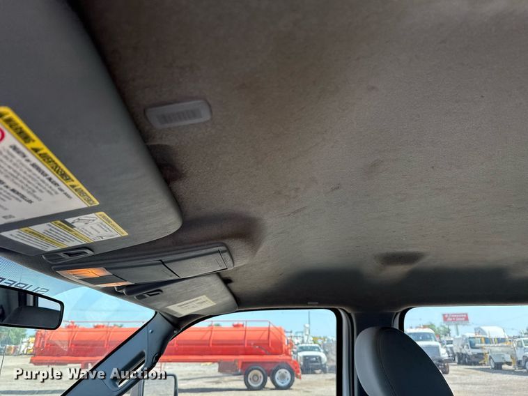 image for item EG6013 2013 Ford F550 Crew Cab flatbed truck