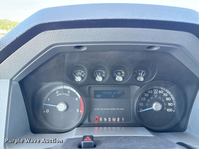 image for item EG6013 2013 Ford F550 Crew Cab flatbed truck