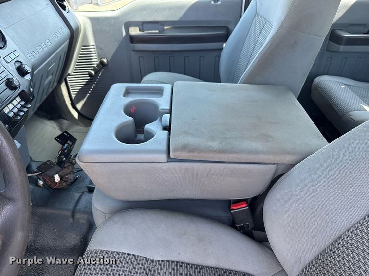 image for item EG6013 2013 Ford F550 Crew Cab flatbed truck