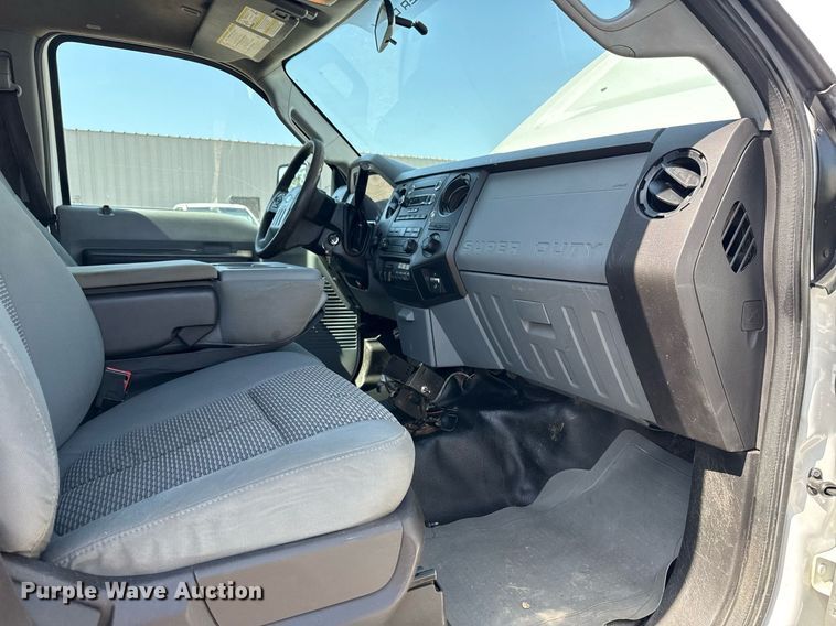 image for item EG6013 2013 Ford F550 Crew Cab flatbed truck