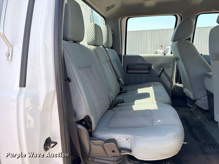 image for item EG6013 2013 Ford F550 Crew Cab flatbed truck