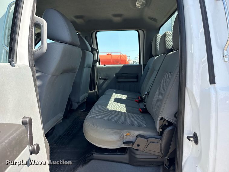 image for item EG6013 2013 Ford F550 Crew Cab flatbed truck