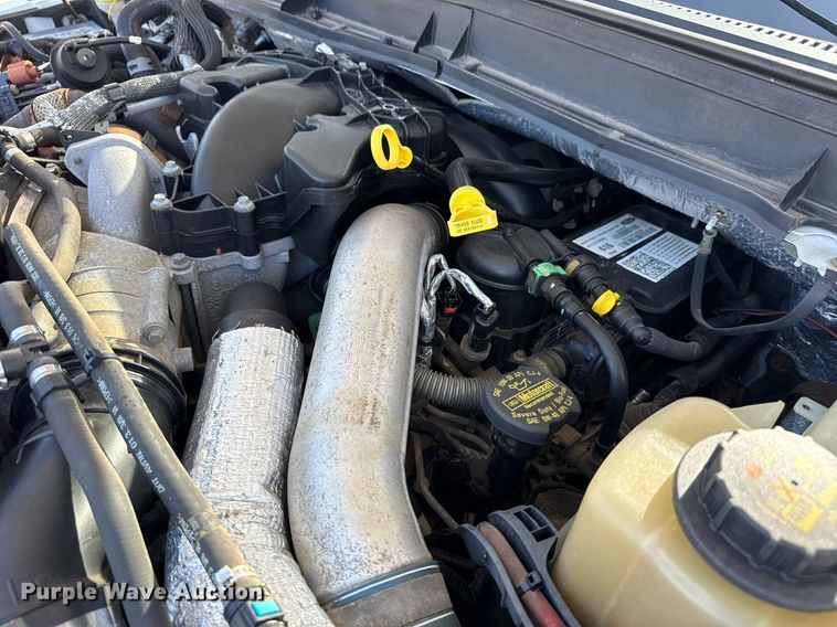 image for item EG6013 2013 Ford F550 Crew Cab flatbed truck