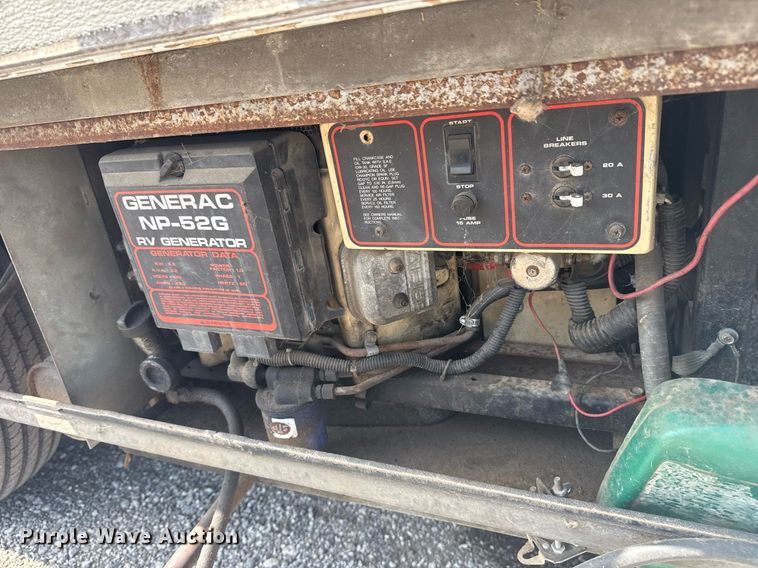 image for item EG6019 1994 SeaBreeze Chevrolet P30 RV