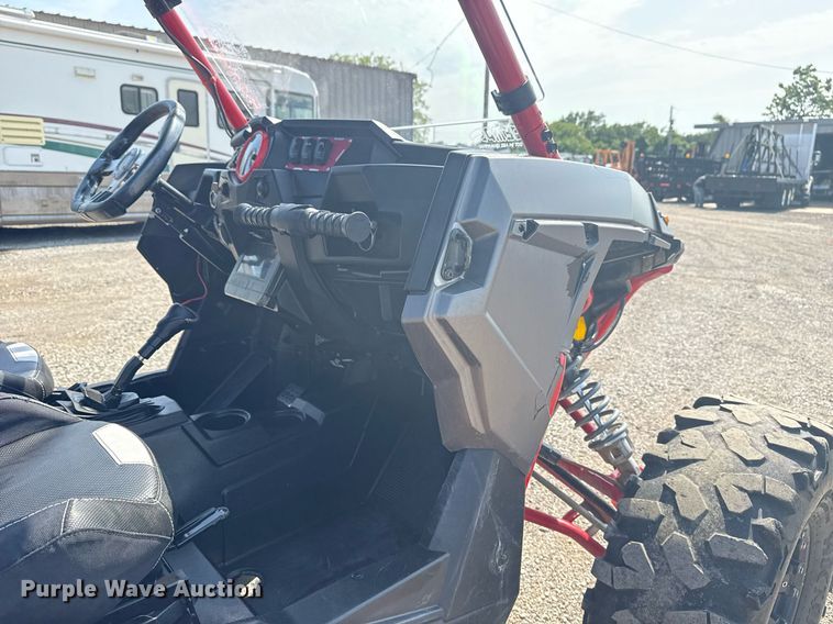 image for item EG6020 2016 Polaris Razor XP 1000 utility vehicle