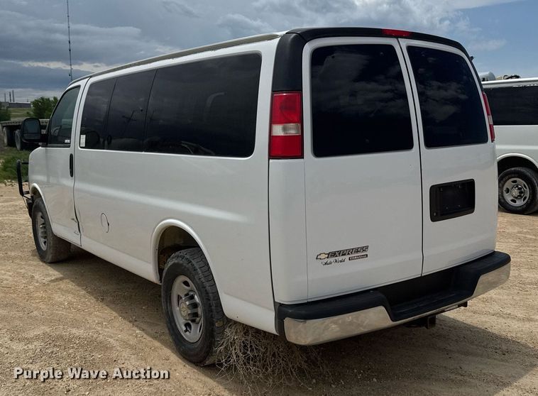 image for item EG6643 2012 Chevrolet Express 3500  van