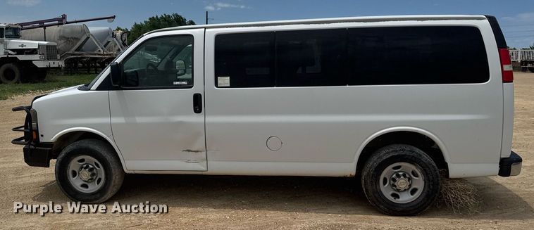 image for item EG6643 2012 Chevrolet Express 3500  van