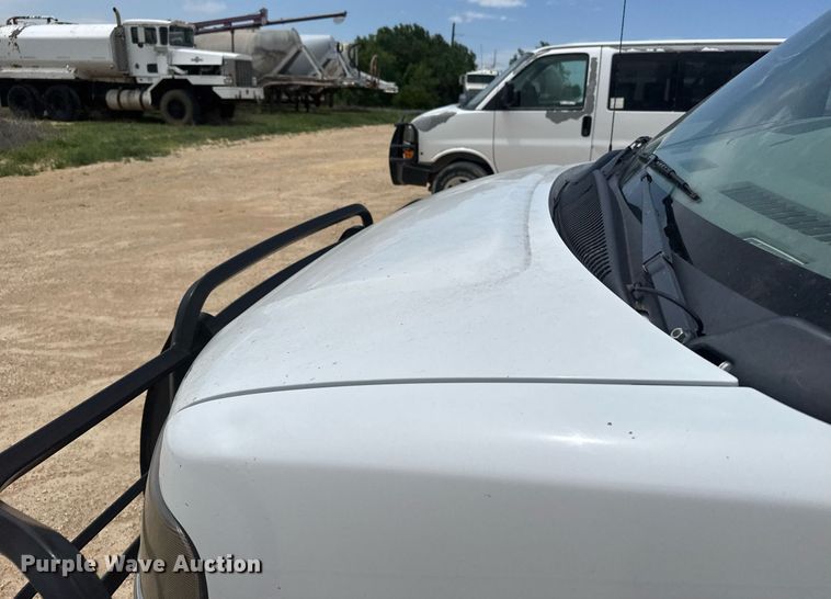 image for item EG6643 2012 Chevrolet Express 3500  van