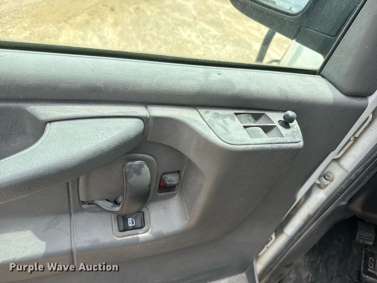 image for item EG6643 2012 Chevrolet Express 3500  van