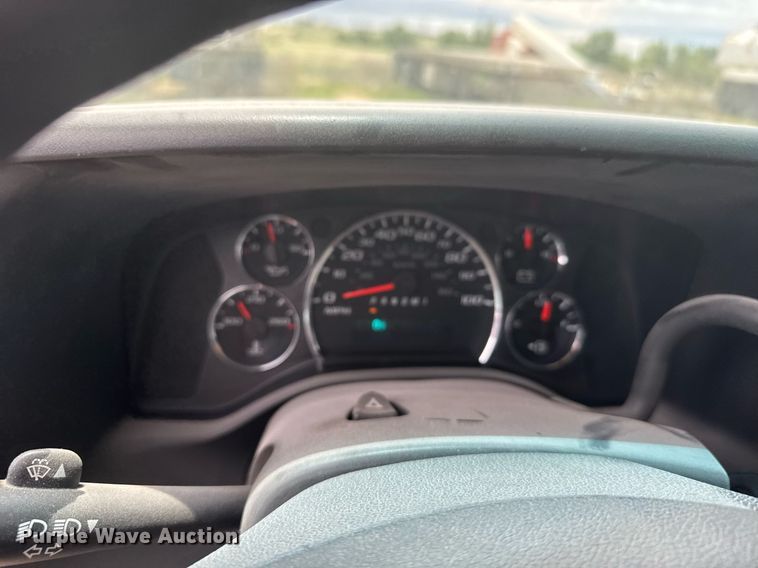 image for item EG6643 2012 Chevrolet Express 3500  van